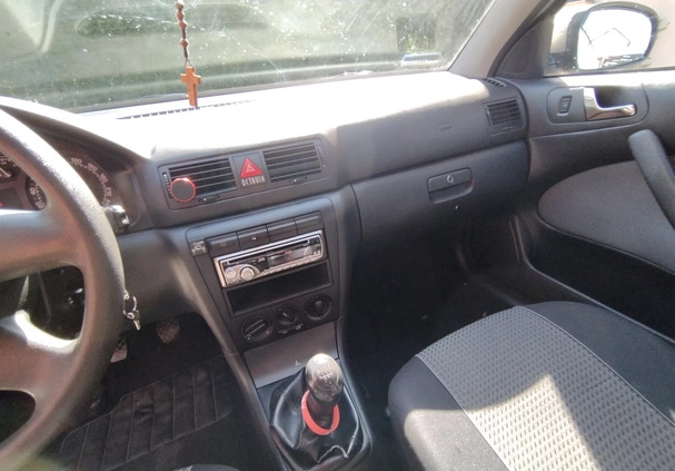 Skoda Octavia cena 23300 przebieg: 167480, rok produkcji 2010 z Wisła małe 232